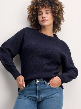 Everlane The Cocoon Crew in Alpaca Navy Size Small
